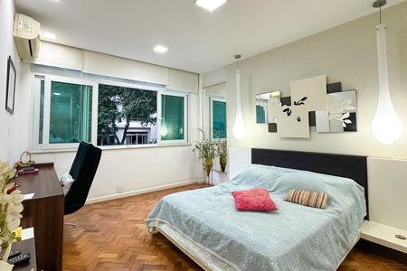 Apartamento à venda com 288m², 4 quartos e 2 vagasSuíte