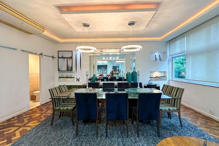 Apartamento à venda com 288m², 4 quartos e 2 vagasSala