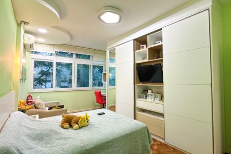 Apartamento à venda com 288m², 4 quartos e 2 vagasQuarto 02