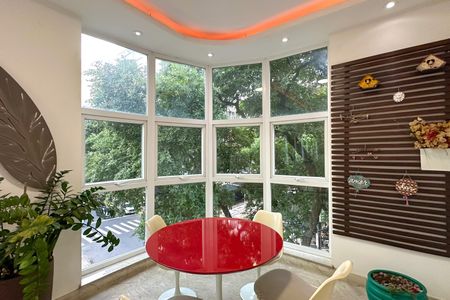 Apartamento à venda com 288m², 4 quartos e 2 vagasSala