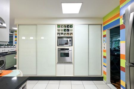 Apartamento à venda com 288m², 4 quartos e 2 vagasCozinha