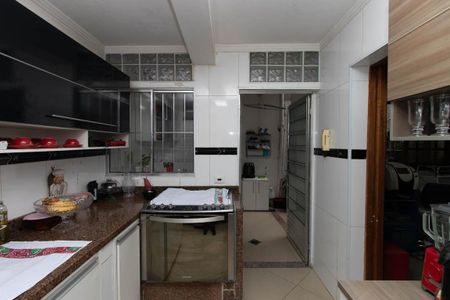 Casa à venda com 200m², 3 quartos e 2 vagasCozinha