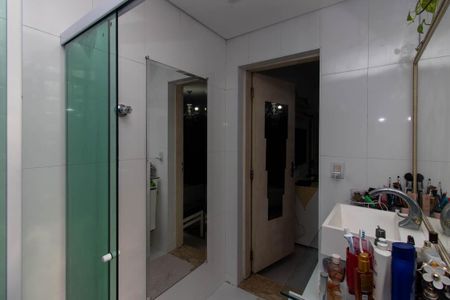 Casa à venda com 200m², 3 quartos e 2 vagasBanheiro da Suíte 1