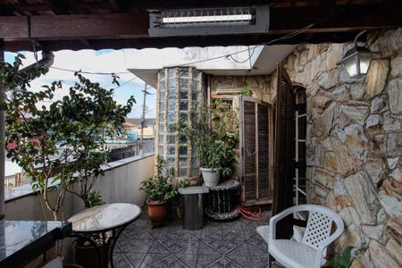 Casa à venda com 200m², 3 quartos e 2 vagasVaranda