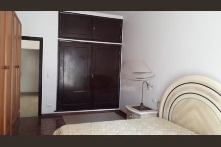 Casa à venda com 4 quartos, 311m² em Jardim Nossa Senhora Aparecida, São Paulo