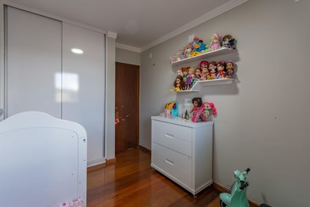 Apartamento à venda com 175m², 3 quartos e 2 vagasQuarto 2