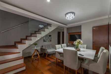 Apartamento à venda com 175m², 3 quartos e 2 vagasSala