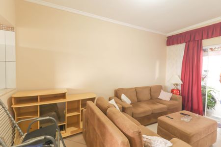 Casa à venda com 210m², 2 quartos e 2 vagasSala