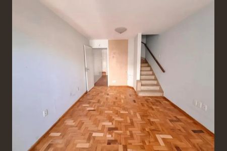 Casa à venda com 117m², 2 quartos e 1 vaga Casa à venda com 117m², 2 quartos e 1 vagaFoto 01