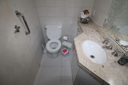 Apartamento à venda com 70m², 2 quartos e 2 vagas Banheiro Suíte 