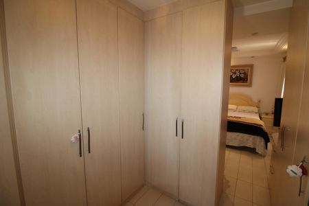 Apartamento à venda com 70m², 2 quartos e 2 vagasCloset Suíte 