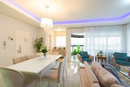 Apartamento à venda com 156m², 3 quartos e 2 vagasSala