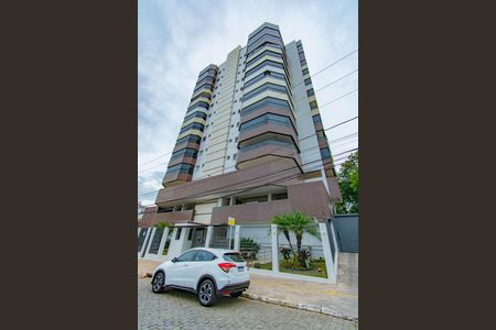 Apartamento à venda com 156m², 3 quartos e 2 vagasFachada