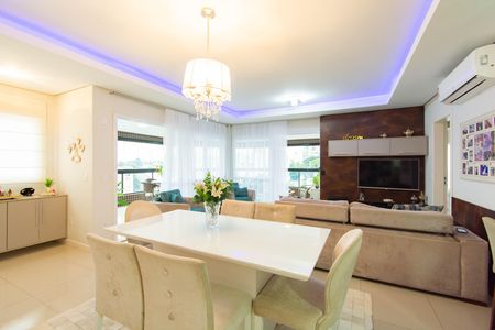 Apartamento à venda com 156m², 3 quartos e 2 vagasSala