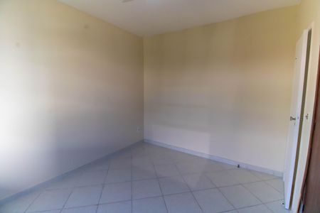 Casa à venda com 247m², 3 quartos e 2 vagas Casa à venda com 247m², 3 quartos e 2 vagasQuarto 2