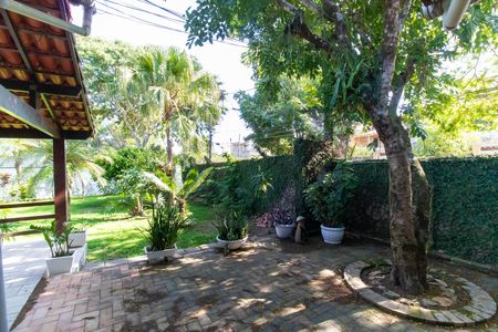 Casa à venda com 247m², 3 quartos e 2 vagas Casa à venda com 247m², 3 quartos e 2 vagasVista da Sala