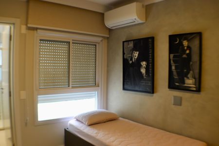 Apartamento à venda com 200m², 4 quartos e 3 vagasSuíte 2