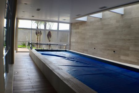 Apartamento à venda com 200m², 4 quartos e 3 vagasÁrea comum - Piscina