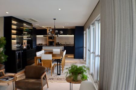 Apartamento à venda com 200m², 4 quartos e 3 vagasSala de Jantar