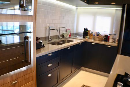 Apartamento à venda com 200m², 4 quartos e 3 vagasCozinha