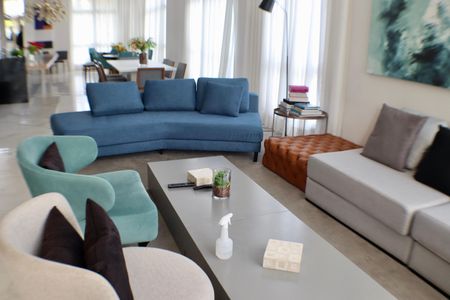 Apartamento à venda com 200m², 4 quartos e 3 vagasÁrea comum - Salão de festas