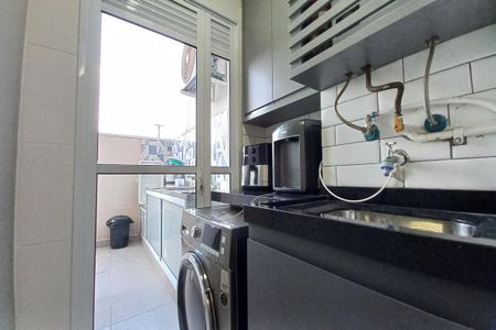 Apartamento à venda com 62m², 2 quartos e 1 vagaÁrea de Serviço