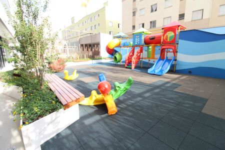 Apartamento para alugar com 54m², 2 quartos e 1 vagaÁrea comum - Playground