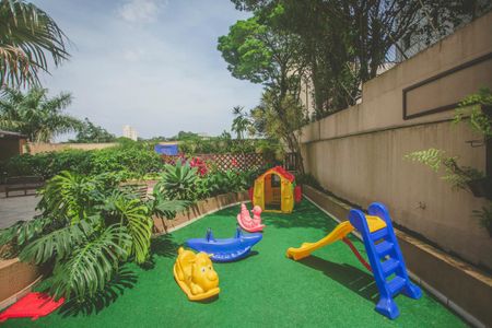 Apartamento à venda com 150m², 4 quartos e 2 vagasÁrea Comum - Playground