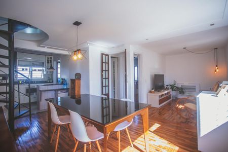 Apartamento à venda com 150m², 4 quartos e 2 vagasSala