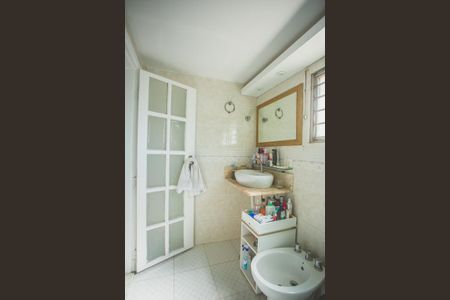 Apartamento à venda com 150m², 4 quartos e 2 vagasBanheiro 