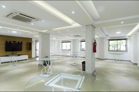 Apartamento para alugar com 49m², 2 quartos e 1 vaga Apartamento para alugar com 49m², 2 quartos e 1 vagaÁrea comum - Salão de festas