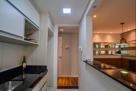 Apartamento para alugar com 49m², 2 quartos e 1 vaga Apartamento para alugar com 49m², 2 quartos e 1 vagaCozinha e Área de Serviço