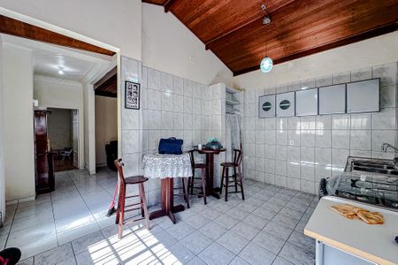 Casa à venda com 240m², 4 quartos e 2 vagasCozinha