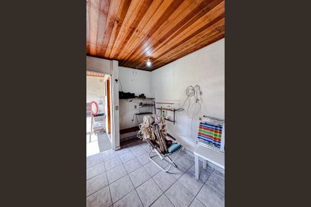 Casa à venda com 240m², 4 quartos e 2 vagasQuarto de Serviço