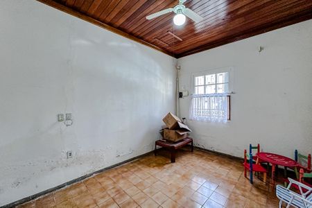 Casa à venda com 240m², 4 quartos e 2 vagasQuarto 2