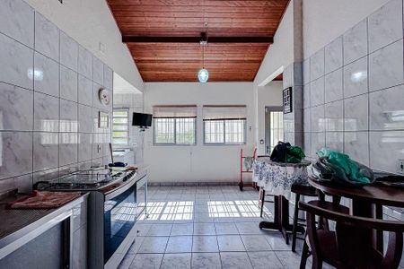 Casa à venda com 240m², 4 quartos e 2 vagasCozinha