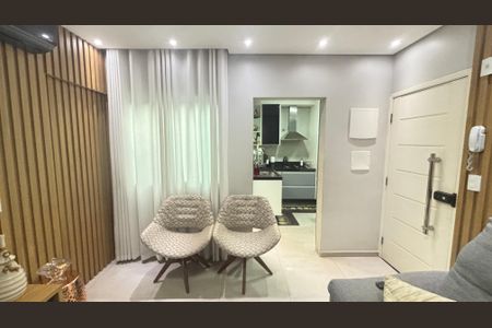 Apartamento à venda com 80m², 3 quartos e 2 vagasSala