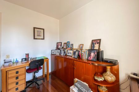 Apartamento à venda com 95m², 3 quartos e 2 vagasQuarto 1 