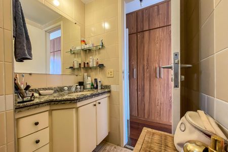 Apartamento à venda com 95m², 3 quartos e 2 vagasBanheiro Suíte 