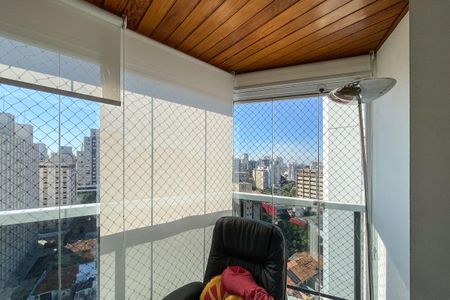 Apartamento à venda com 95m², 3 quartos e 2 vagasVaranda