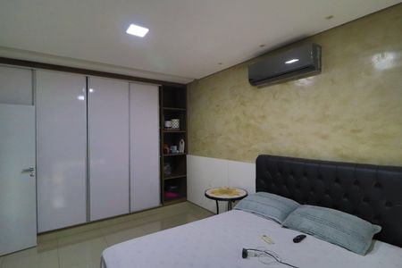 Casa de condomínio para alugar com 400m², 5 quartos e 4 vagas Suíte 1 