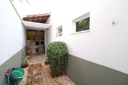 Casa de condomínio para alugar com 400m², 5 quartos e 4 vagasCorredor