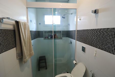 Casa de condomínio para alugar com 400m², 5 quartos e 4 vagasBanheiro  Suíte 1 