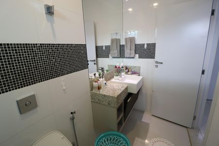 Casa de condomínio para alugar com 400m², 5 quartos e 4 vagasBanheiro  Suíte 1 