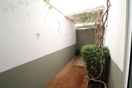 Casa de condomínio para alugar com 400m², 5 quartos e 4 vagasCorredor