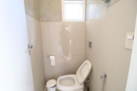 Casa de condomínio para alugar com 400m², 5 quartos e 4 vagasLavabo