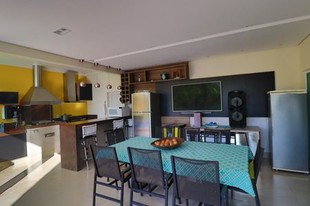 Casa de condomínio para alugar com 400m², 5 quartos e 4 vagasVaranda gourmet