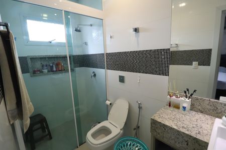 Casa de condomínio para alugar com 400m², 5 quartos e 4 vagasBanheiro  Suíte 1 