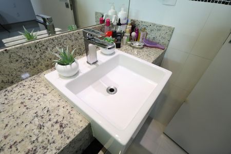 Casa de condomínio para alugar com 400m², 5 quartos e 4 vagasBanheiro  Suíte 1 