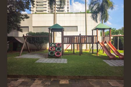 Apartamento à venda com 151m², 3 quartos e 3 vagasÁrea comum - Playground
